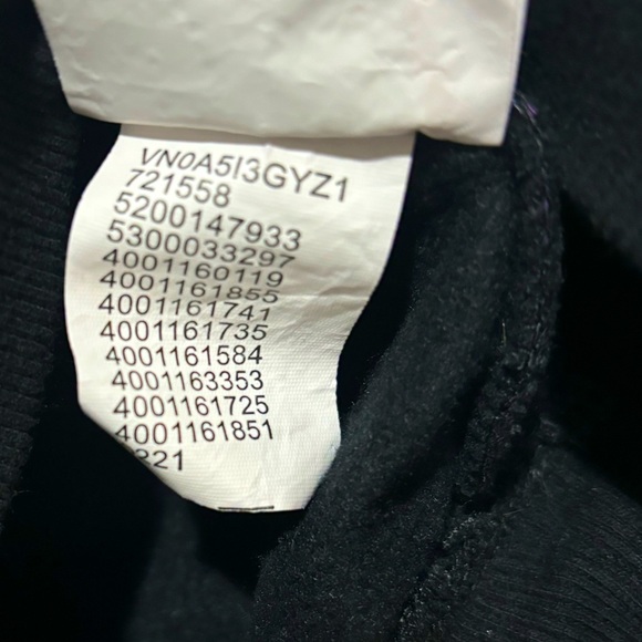 Vans X SpongeBob Aloha Crew Sweatshirt Limited Edition, Size XS - Picture 6 of 7